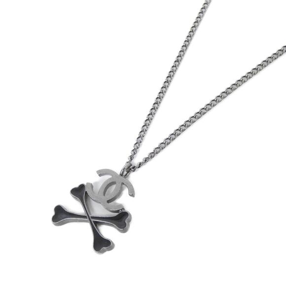 CHANEL Jewelry - Chanel necklace